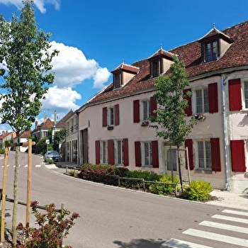 Aux Sources De Ouanne - OUANNE